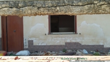 Villa confiscata Sicilia, infissi distrutti